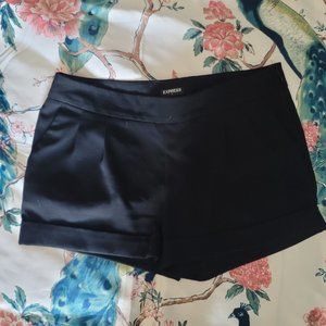 Express tailored shorts size 6